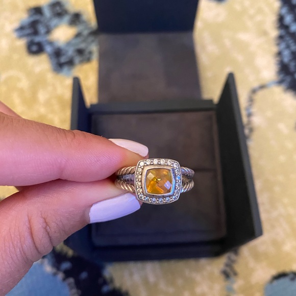 Petite Albion Ring with Citrine and Diamonds - Picture 4 of 9